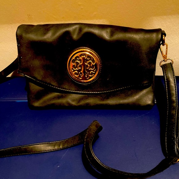 Black side purse - Picture 1 of 2